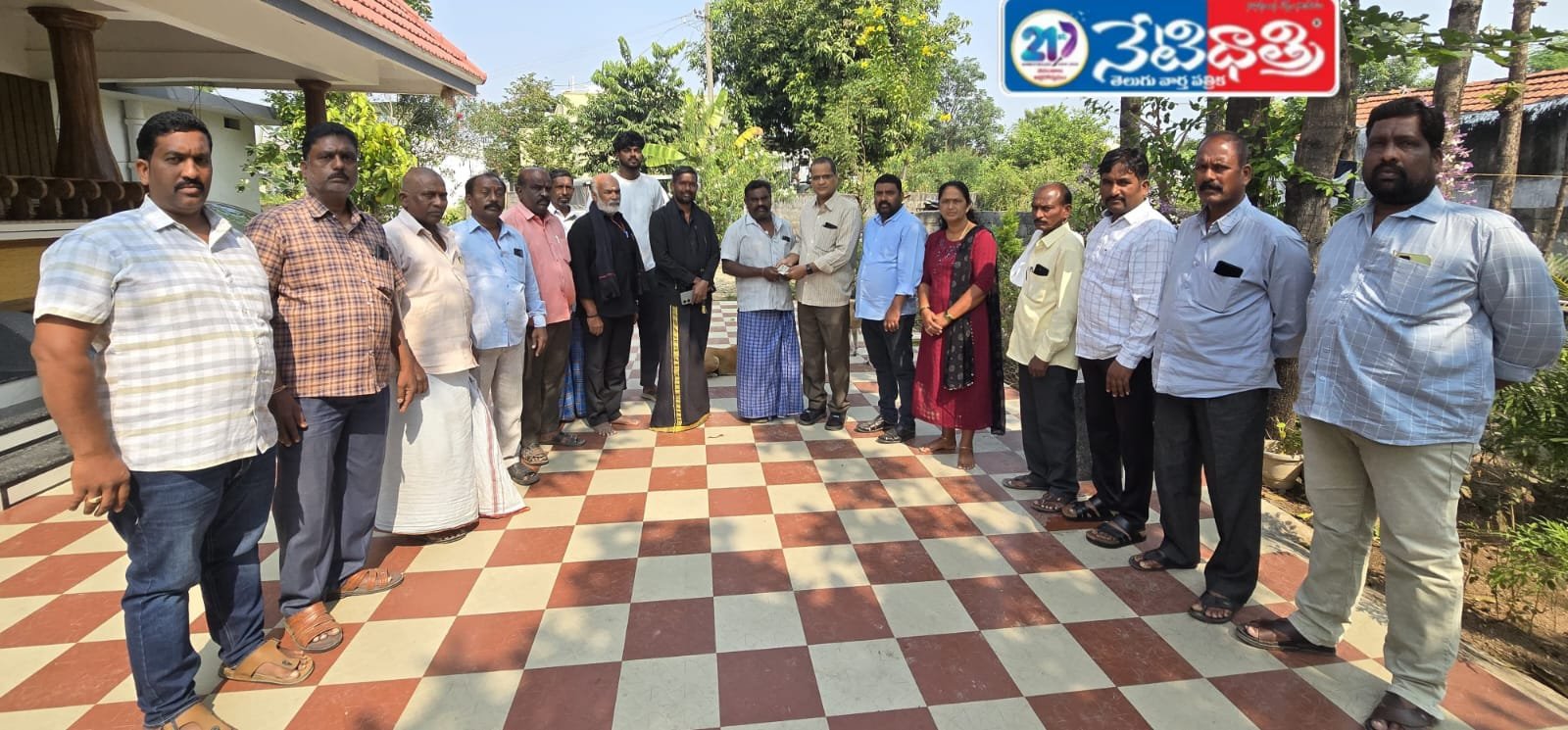 కార్తీక్ వైద్యం కోసం లక్ష రూపాయల సహాయం