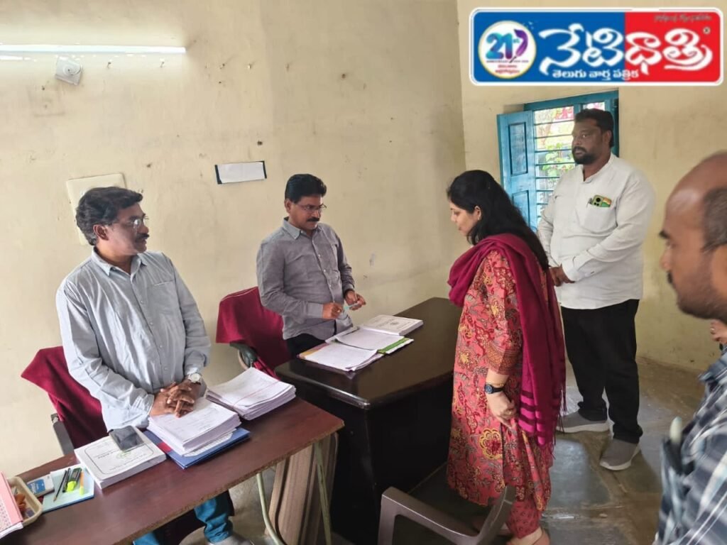 Collector Inspects Nomination Centers