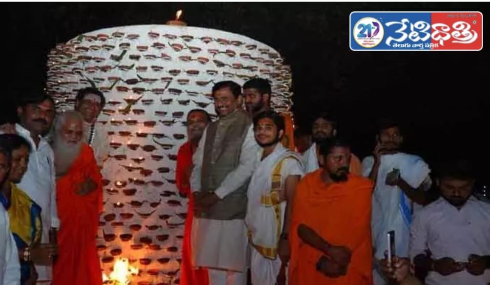 Grand Laksha Deepotsavam at Bardipur