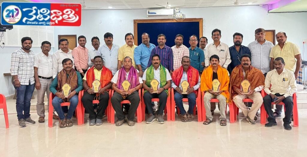 "Greater Warangal Press Club Felicitates IJU Leaders"