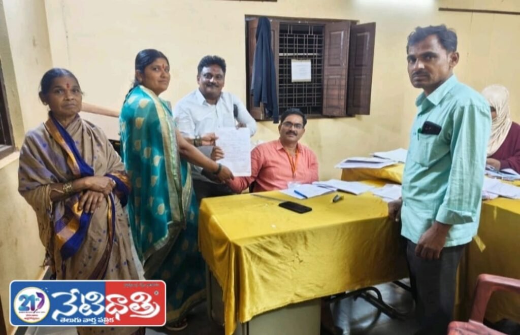 Mamidigi Kavitha Wins Ippapalli Sarpanch Election
