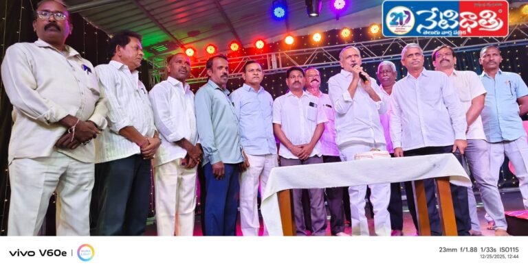 Former MLA Gandra Attends Christmas Celebrations