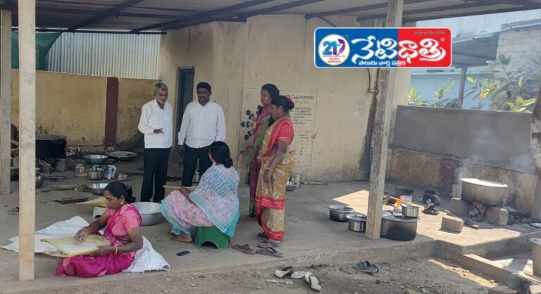 Midday Meal Workers Demand Pending Wages and Hike in Meal Charges