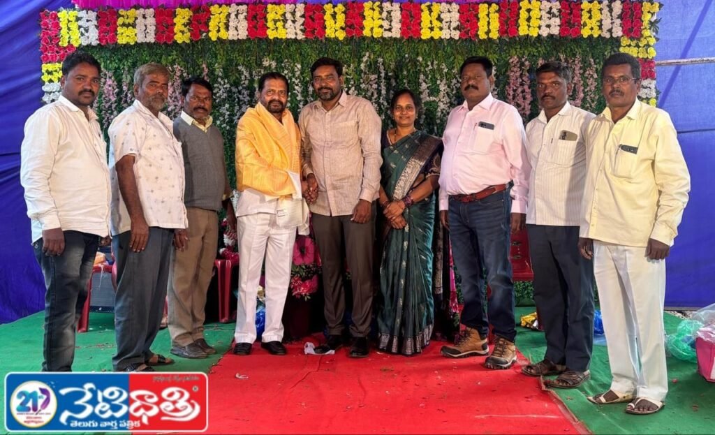 Y. Narottam Attends House Warming Ceremony in Zaheerabad