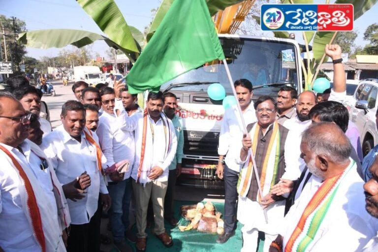 “New Tower Wagon Vehicle Launched in Kathanpally Municipality”