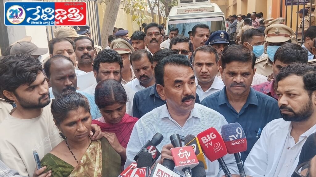 Minister Jupally Pays Tribute to Martyr Constable Soumya