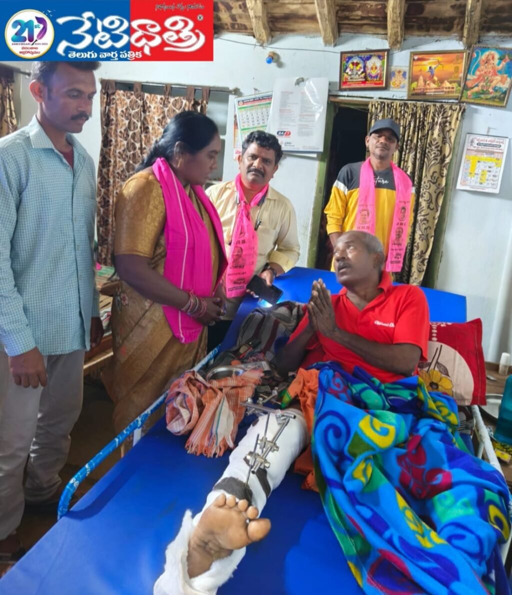 Strong BRS Campaign by Ghanta Kalavati in Ward 12