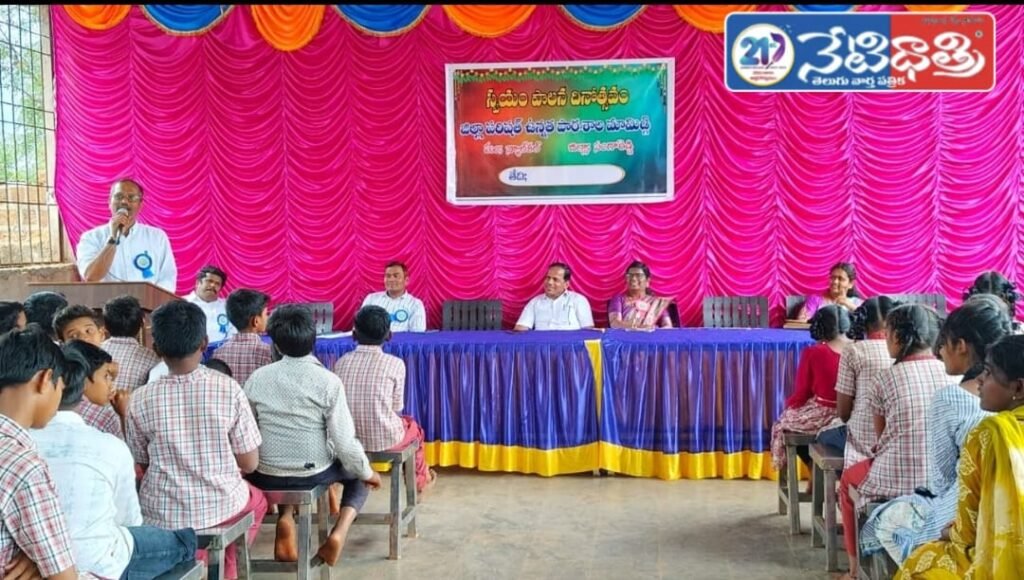 Students Shine as Teachers on Self-Governance Day