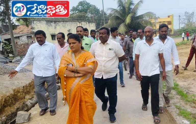 Municipal Chairperson Visits Multiple Wards in Narsampet