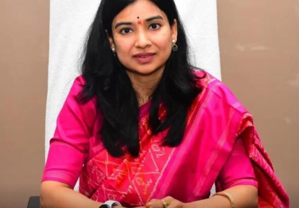 Garima Agrawal Takes Full Charge as Sircilla Collector