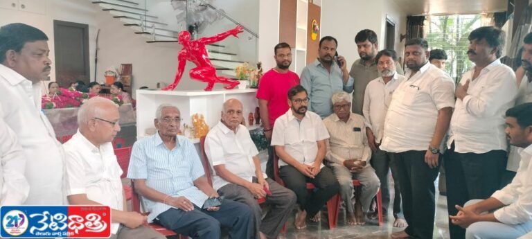 Congress Leaders Pay Tribute to Mankal Sujatha