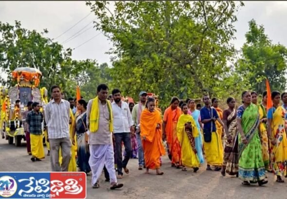 Padayatra Receives Grand Welcome at Hadnur
