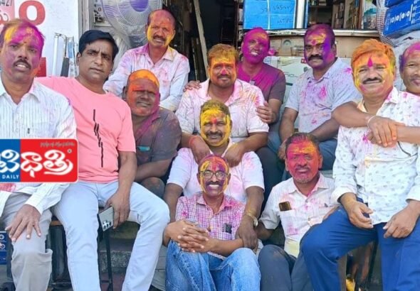 1992-93 SSC Batch Celebrates Holi in Metpally