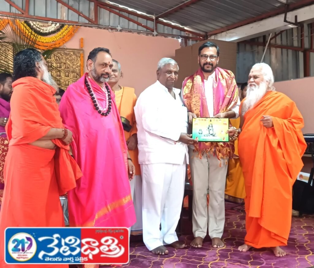 Datta Giri Maharaj Aradhana Celebrated at Bardipur Ashram