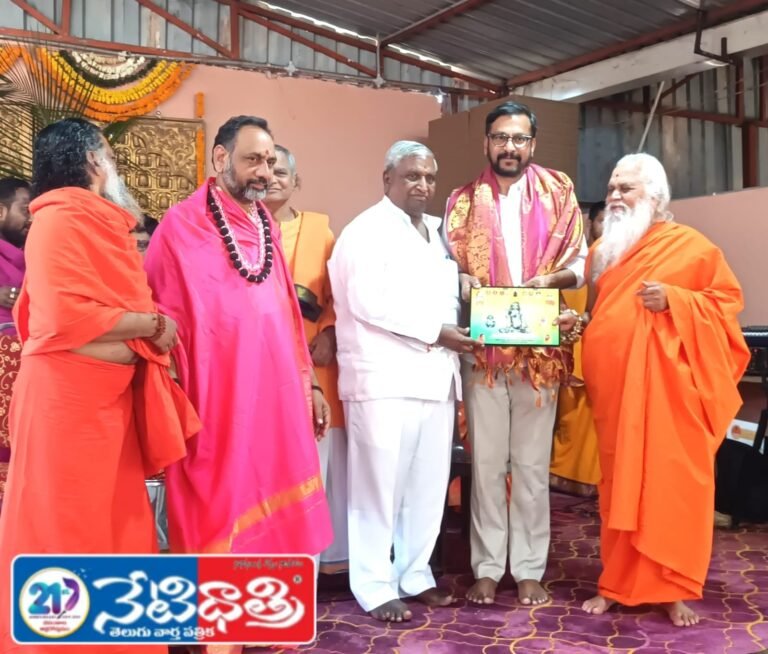 Datta Giri Maharaj Aradhana Celebrated at Bardipur Ashram