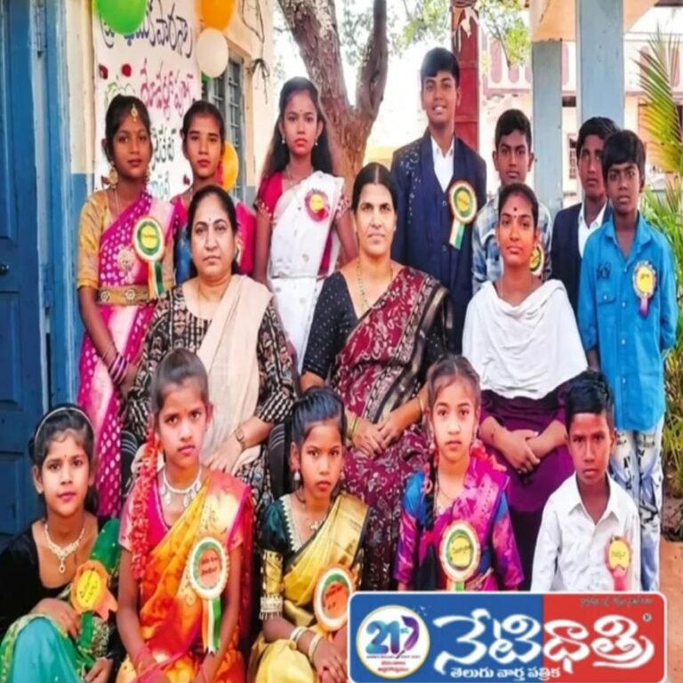 Student Self-Governance Program Held in School