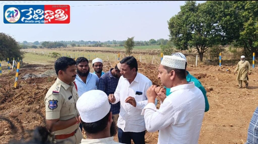 Muslim Graveyard Damage Sparks Anger in Nyalkal