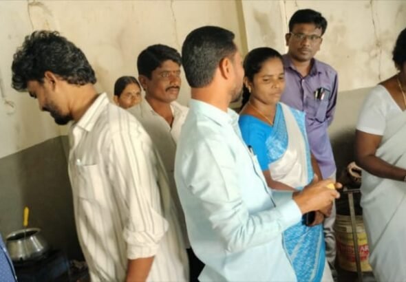 Sarpanch Inspects Nutrition and School Mealsg