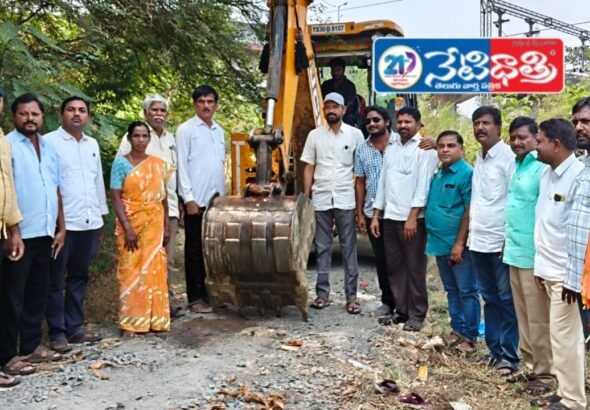 Nekkonda Weekly Market Development Begins