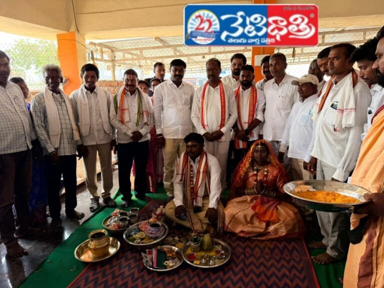 35 Couples Tie Knot in Mass Wedding