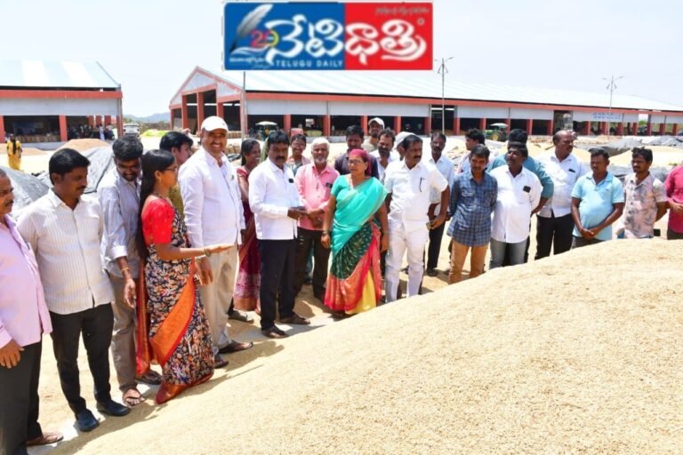 BRS Warns Government Over Farmers Issue