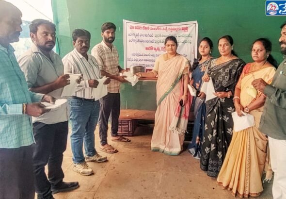 Bio Covers Distributed in Narsampet