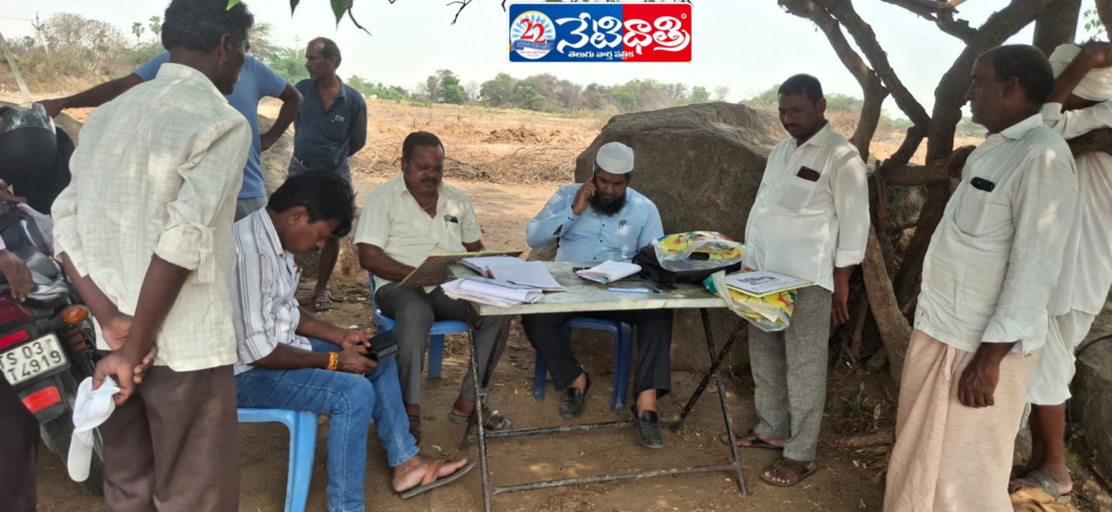 PACS Chairman Visits Paddy Procurement Center